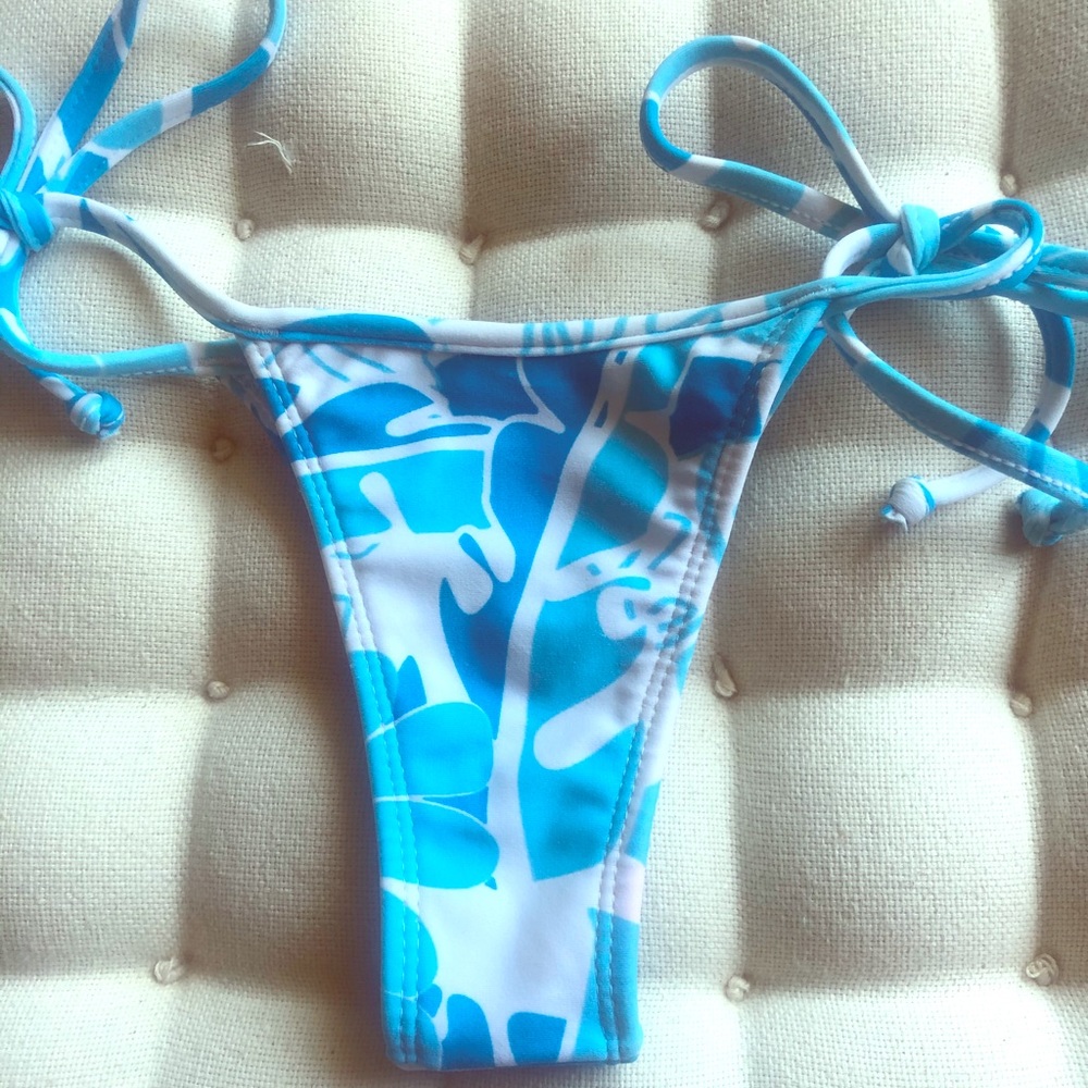 Brazilian bikini bottom. BumBum Ipanema brand.